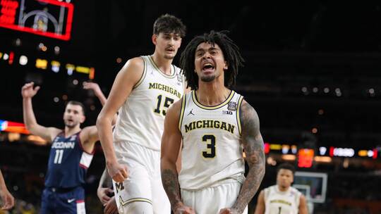 Michigan Wolverines - UConn Huskies Michigan Wolverines - UConn Huskies