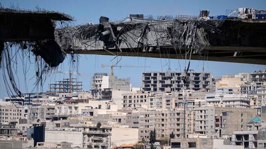 Autobahnbrücke bei Teheran