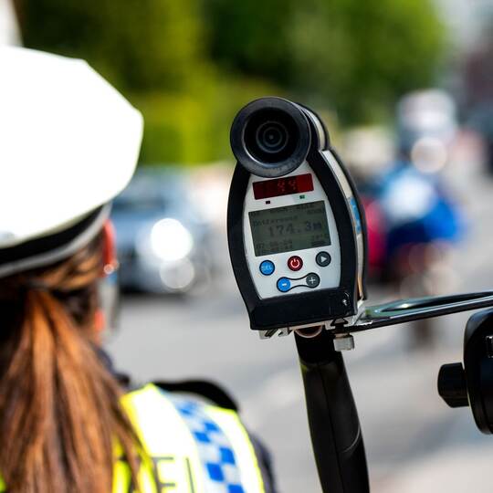 Geschwindigkeitskontrolle