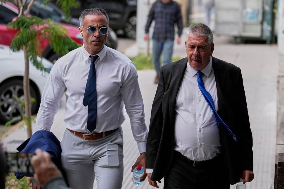 Prozessbeginn gegen Ärzte und Pfleger von Fußballer Maradona Prozessbeginn gegen Ärzte und Pfleger von Fußballer Maradona