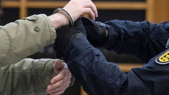 Prozess nach Schüssen auf einen Security-Mitarbeiter in Tamm