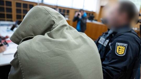 Prozess nach Schüssen auf einen Security-Mitarbeiter in Tamm