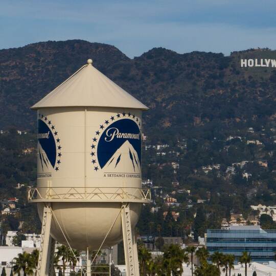 Bieterschlacht um Warner Bros.