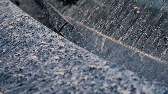 Saharastaubauf einem Auto in Stuttgart