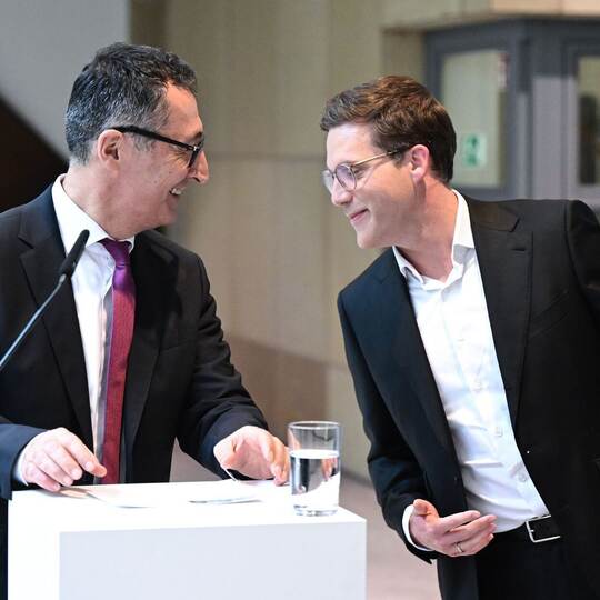 Grüne und CDU einigen sich auf Koalitionsverhandlungen