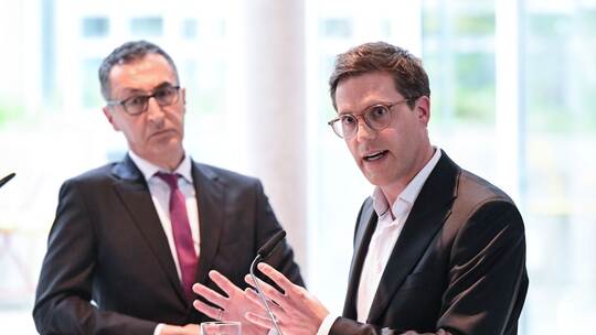 Was für und gegen schnelle Koalitionsverhandlungen spricht