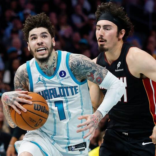Charlotte Hornets - Miami Heat