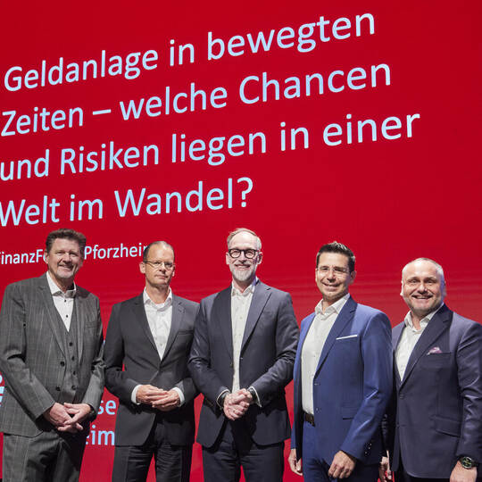Im Turmquartier: Sparkasse Pforzheim Calw Finanzforum 2026: "Geldanlage in bewegten Zeiten  welche Chancern und Risiken liegen