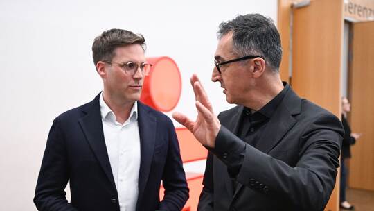 Koalitionsverhandlungen zwischen Grünen und CDU beginnen