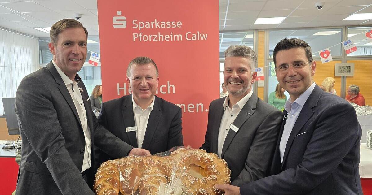 Nach Automatensprengung: Sparkassen-Einweihung als Symbol für Optimismus ...