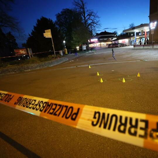 Zwei Menschen nach Schüssen am Bahnhof in Marbach leicht verletzt