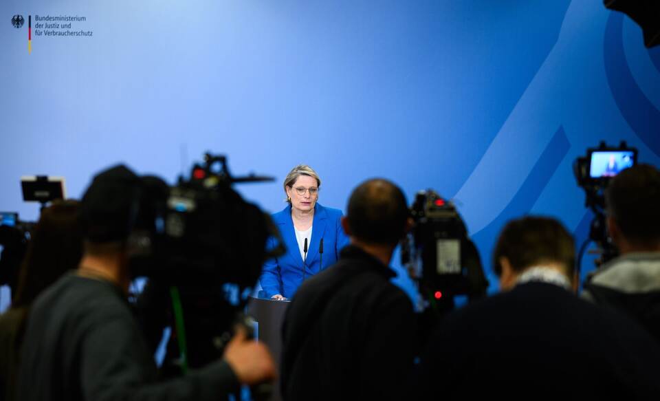 Pressekonferenz von Bundesjustizministerin Hubig