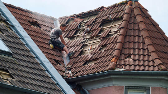 Aufräumarbeiten nach möglichem Tornado in Hagen