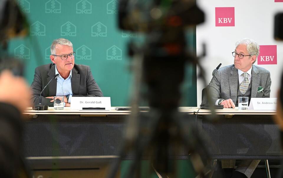 Pressekonferenz zur Stabilisierung der GKV-Finanzen