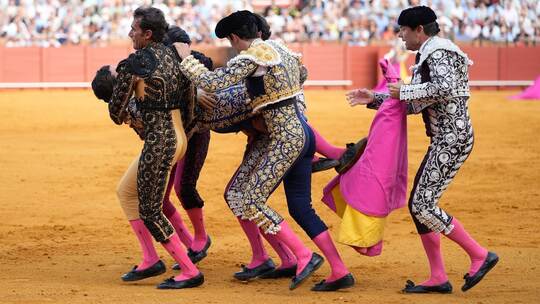 Stierkampf in der Maestranza in Sevilla