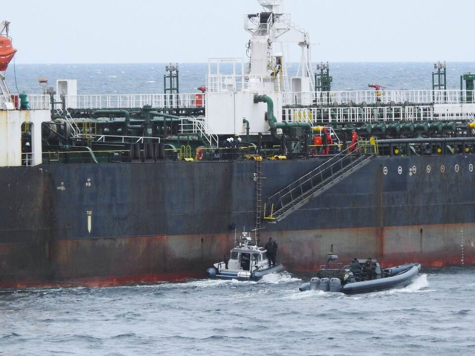 Schwedische Küstenwache durchsucht Tanker
