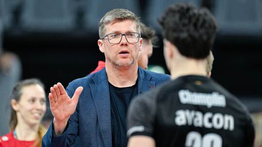 Trainer Stefan Hübner von der SVG Lüneburg