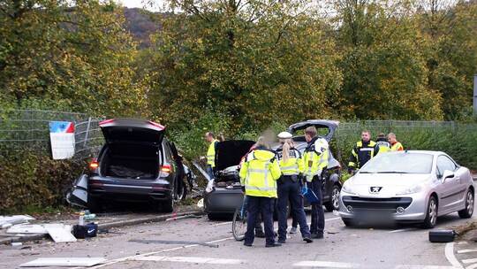 Drei Tote nach schwerem Verkehrsunfall in Esslingen