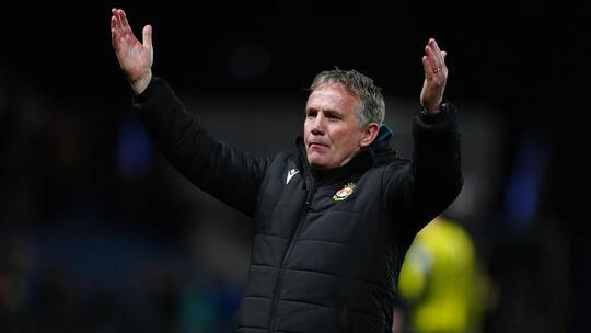 Vier Siege zur Premier League: Wrexham peilt Historisches an