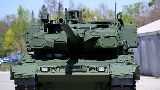 KNDS eröffnet neue Produktionsfertigungsstraße