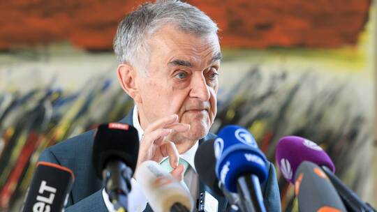 1.200 Polizisten bei Razzia gegen "Hells Angels" im Einsatz