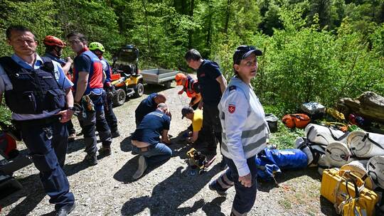 Rettungseinsatz in Falkensteiner Höhle