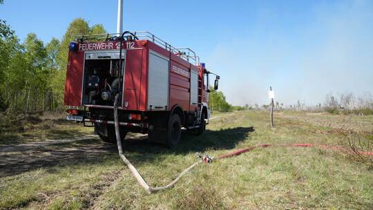 Waldbrand auf munitionsbelastetem Gelände bei Jüterbog