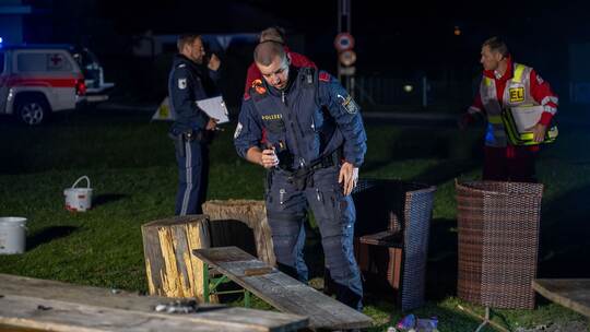 Kriegsrelikt explodiert unter Lagerfeuer