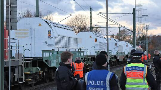 Castor-Transport auf dem Weg nach Philippsburg
