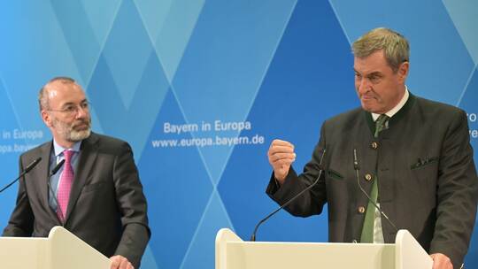 Söder und bayerisches Kabinett in Brüssel