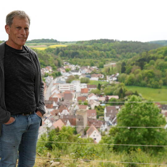Fritsch engagiert sich und ist DRK-Ortsvereinsvorsitzender in Mönsheim.