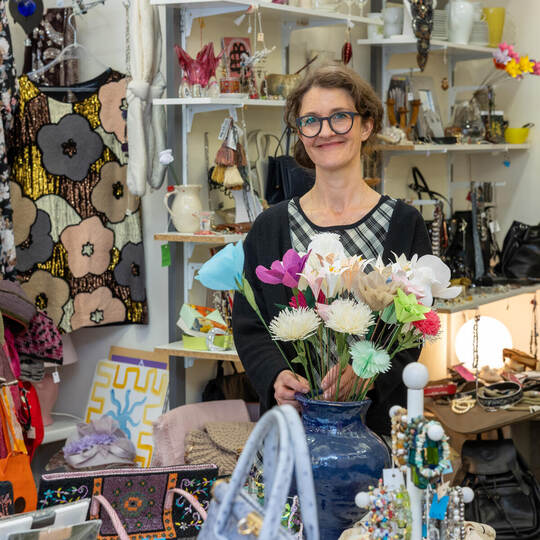 Es geht nicht mehr und das bedauert Theresa Reutter sehr, die zum Oktober ihren Secondhandladen „MACHENraum“ in der Bahnhofstraß machenRaum Schliessung