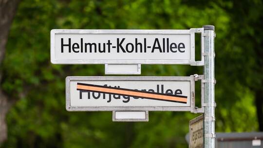 Einweihung der Helmut-Kohl-Allee Einweihung der Helmut-Kohl-Allee