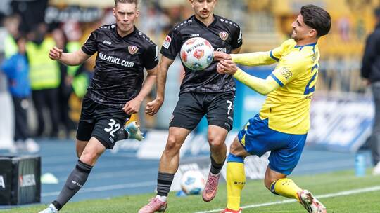 Eintracht Braunschweig - Dynamo Dresden Eintracht Braunschweig - Dynamo Dresden