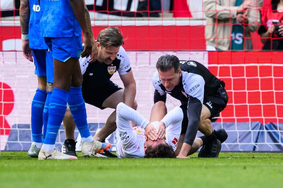VfB Stuttgart - Bayer 04 Leverkusen VfB Stuttgart - Bayer 04 Leverkusen