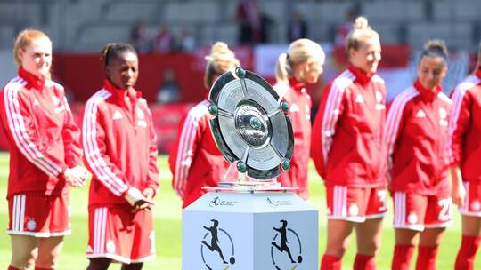 FC Bayern München - Eintracht Frankfurt FC Bayern München - Eintracht Frankfurt