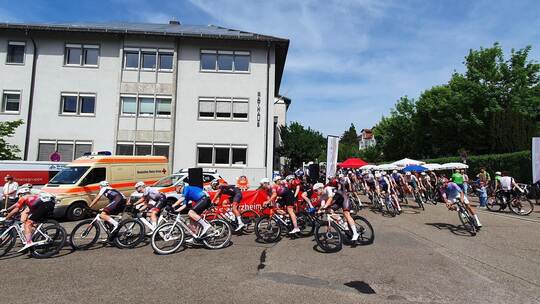 Das Radfestival des RSV Schwalbe Ellmendingen lockte einmal mehr viele Fahrer nach Keltern.RSV Schwalbe Ellmendingen