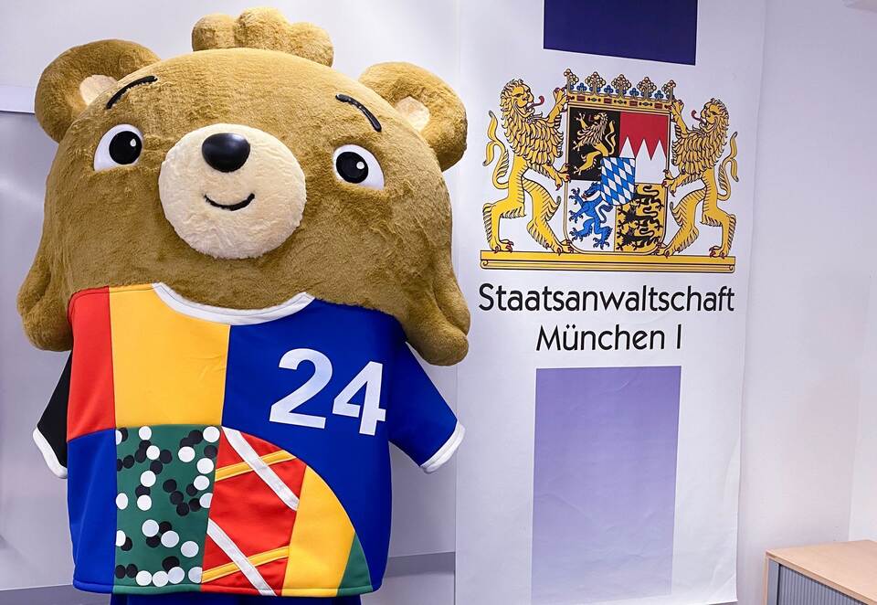 Gefälschtes EM-Maskottchen-Kostüm Gefälschtes EM-Maskottchen-Kostüm