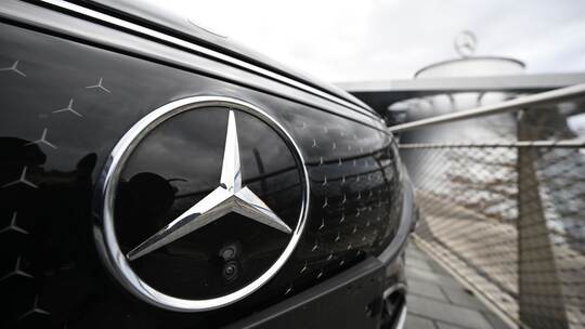 Mercedes-Benz Mercedes-Benz
