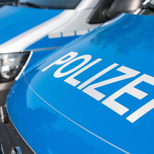 Polizeifahrzeug, Beschriftung