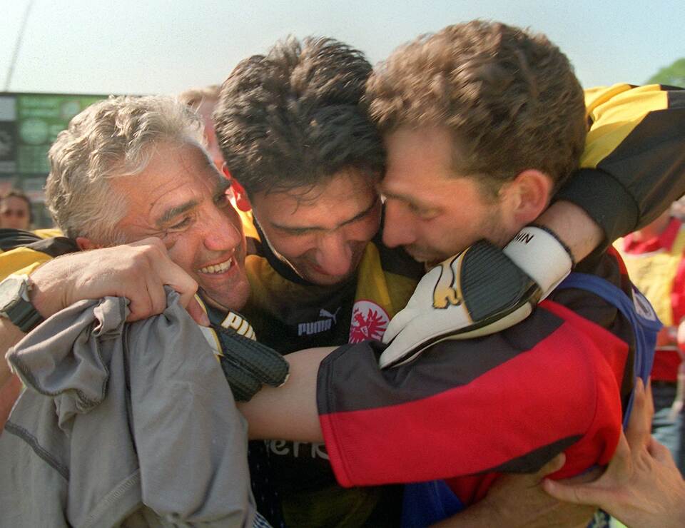 Jörg Berger (l), Oka Nikolov (M) und Ralf Weber