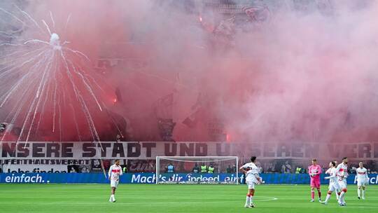 Eintracht Frankfurt - VfB Stuttgart Eintracht Frankfurt - VfB Stuttgart