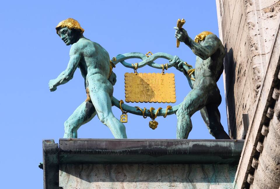 „Leibniz Keks“ am Bahlsen-Stammhaus