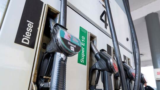 Diesel wieder billiger als E10