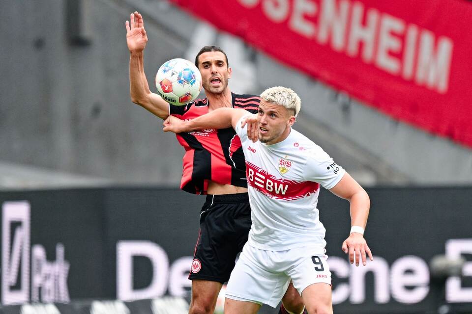 Eintracht Frankfurt - VfB Stuttgart Eintracht Frankfurt - VfB Stuttgart