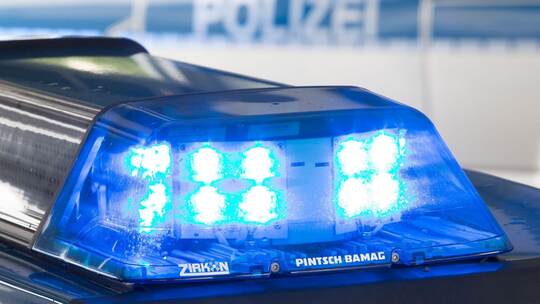 Polizei - Symbolbild Polizei - Symbolbild