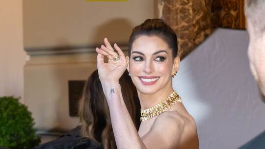 Anne Hathaway Anne Hathaway