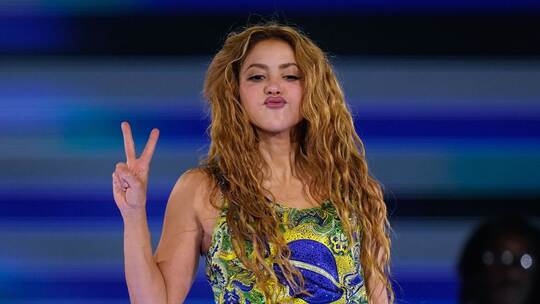 Shakira Shakira