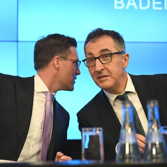 Erste Landespressekonferenz mit Ministerpräsident Özdemir
