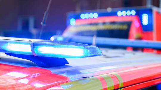 Notarzt und Rettungswagen